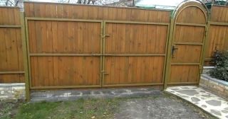 Купить распашные ворота деревянные Кондопога, цена от 2766 руб.